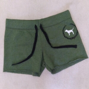 Vs pink vintage(2011) shorts X-small NWOT